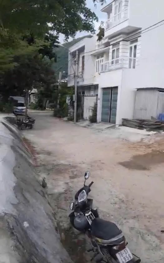 Đất Vĩnh Hòa Nha Trang 66m² giá 3.96 tỷ - Tiềm năng tăng giá mạnh!