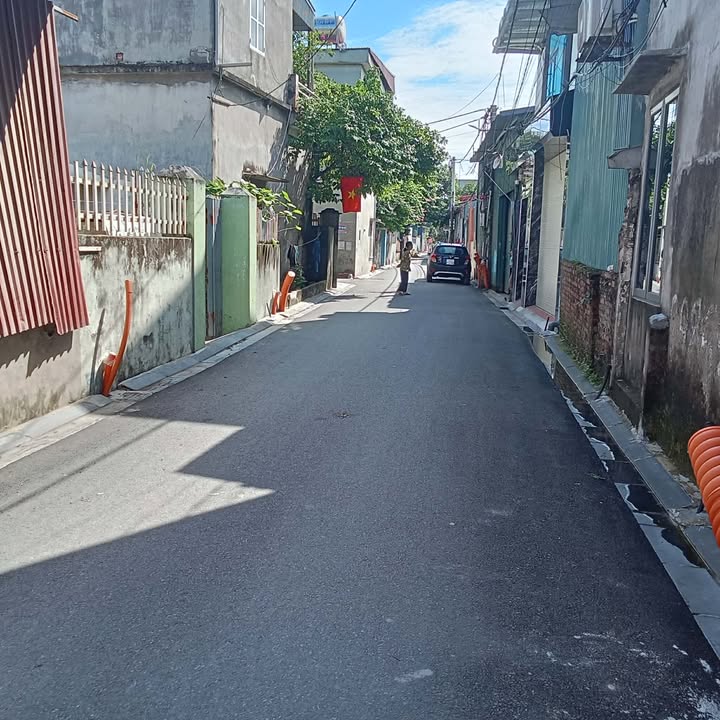 Đất nền Việt Hùng, Đông Anh 48m² giá 4.02 tỷ - Ô tô đỗ cửa, vị trí đẹp!