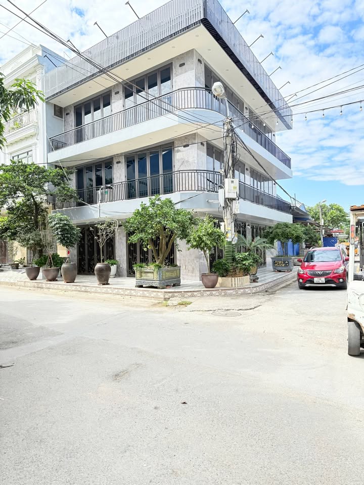 Bán FrontHouse mặt đường Máng, An Đồng, 103m² - Cơ hội đầu tư tuyệt vời!