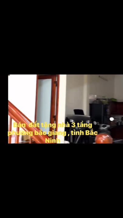 Nhà 3 tầng đẹp đường Trần Nguyễn Hãn, Bắc Giang 72m² - Sẵn sàng vào ở!