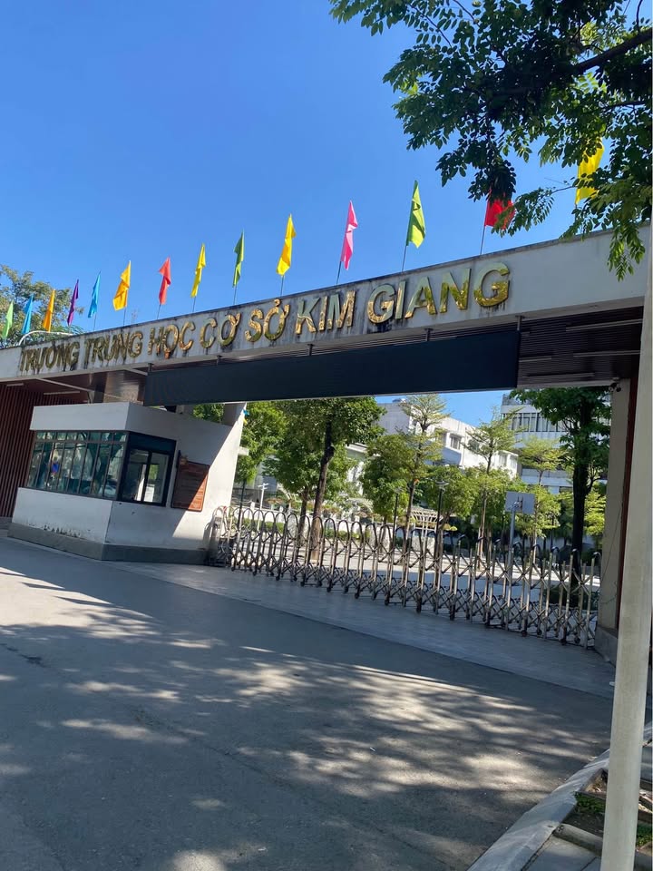 Căn hộ Tập Thể Hoàng Đạo Thành, Thanh Xuân 34m² giá 3.7 tỷ - Vị trí trung tâm sầm uất!