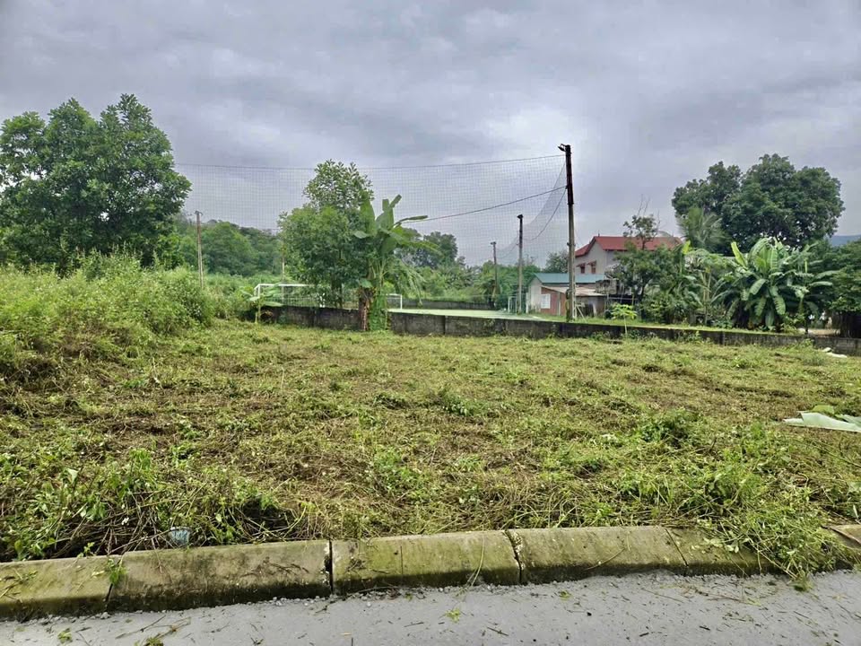 Đất thổ cư Cư Yên Lương Sơn 103m² giá 1.1 tỷ - Sổ đỏ chính chủ, công chứng ngay!