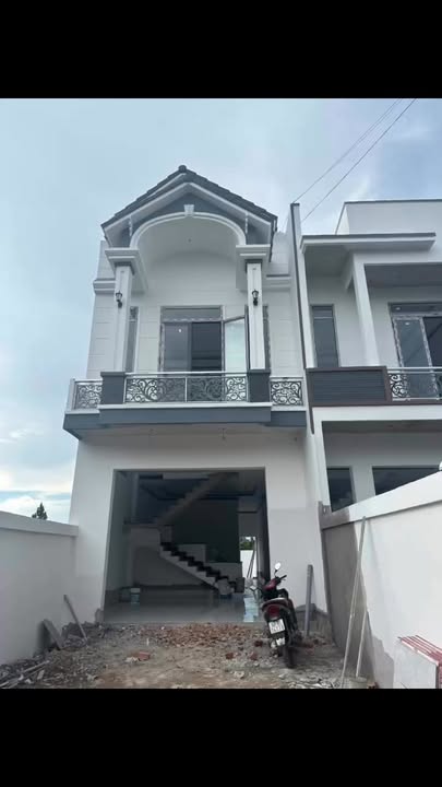 Nhà phố Bình Lộc, Long Khánh 190m² giá 2.65 tỷ - Thiết kế hiện đại, sẵn sàng giao nhà!