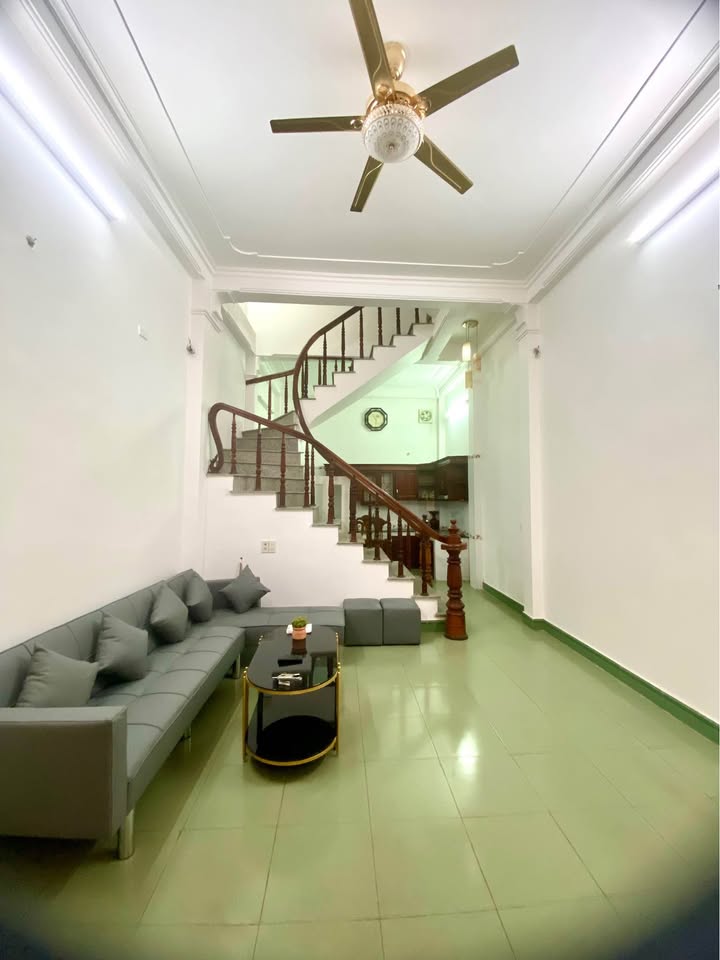 Nhà riêng Bồ Xuyên Thái Bình 35m² giá 2.5 tỷ - Tiện ích đầy đủ, gần trường học!