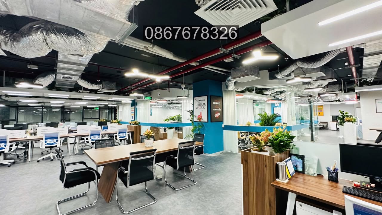 Văn phòng cho thuê tại Nguyễn Ngọc Vũ, Cầu Giấy 130m² giá 30 triệu - Không gian làm việc đẳng cấp!