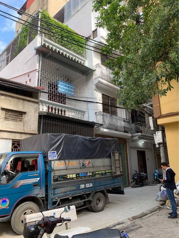 Nhà 5 tầng đường Võ Chí Công, Nghĩa Đô 21m² giá 7 tỷ - Ô tô đỗ cửa ngay!