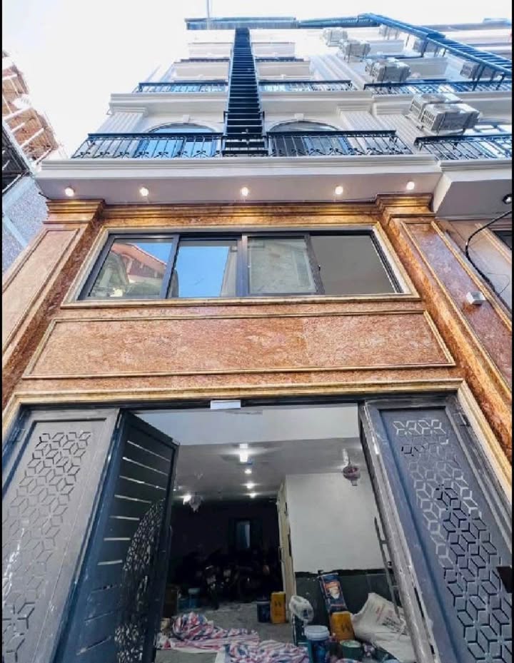 Chung cư mini Trung Phụng Đống Đa 92.5m² giá 20.5 tỷ - Đầu tư sinh lời ngay lập tức!