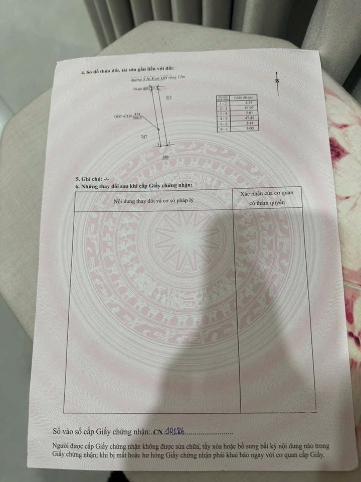 Đất mặt đường Y Ni Ksor, Buôn Hồ 235m² giá 650 triệu - Cơ hội đầu tư hấp dẫn!