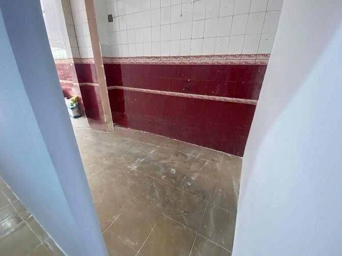 Nhà mặt tiền cho thuê đường Lũy Bán Bích, Tân Phú 27m² giá 13.5 triệu - Lối đi riêng, WC riêng