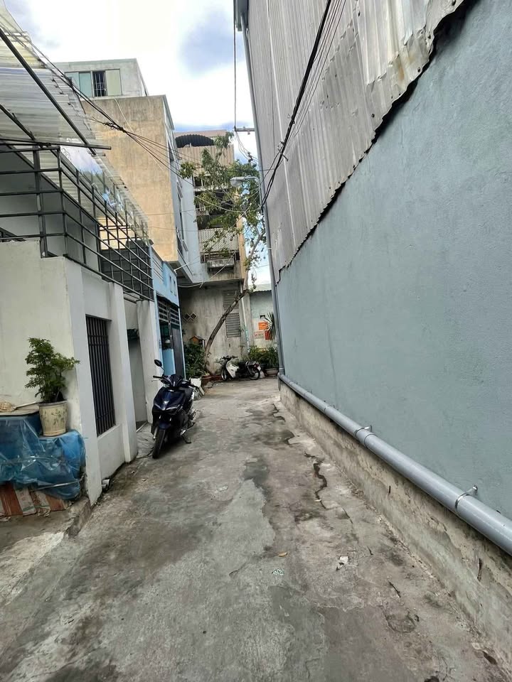 Nhà hẻm Tây Sơn, P.Quang Trung, Quy Nhơn 54,5m² giá 2 tỷ - Gần BigC, Bến Xe