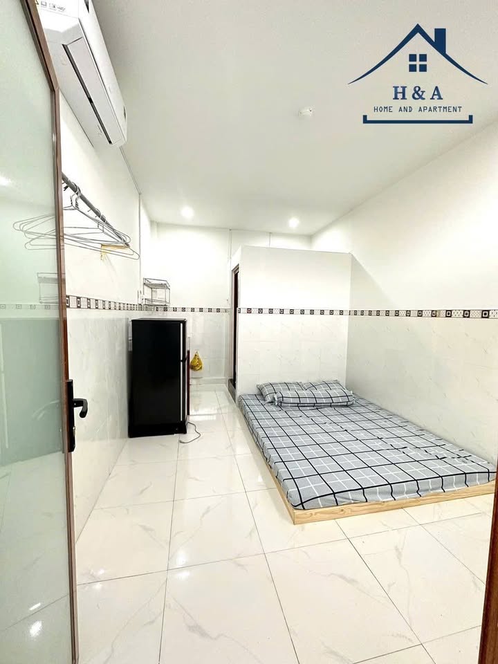 Phòng trọ hẻm 12-20 Nguyễn Văn Cừ 25m² giá 2.2 triệu - Nội thất đầy đủ, tiện nghi