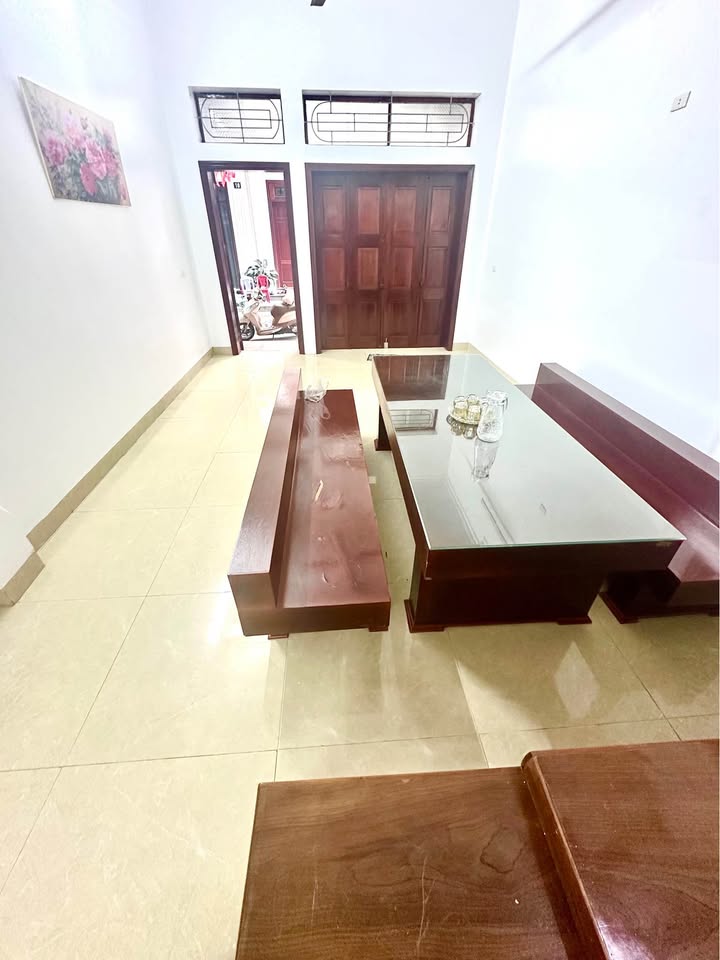 Nhà 3 tầng đường Nguyễn Văn Cừ, phường Thanh Bình, 66.7m² - Chính chủ bán, giá tốt!