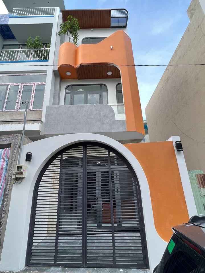 Nhà đẹp đường số 6, phường Long Bình, quận 9, 61.6m² giá 5.6 tỷ - Sổ hồng riêng, hoàn công nhanh!