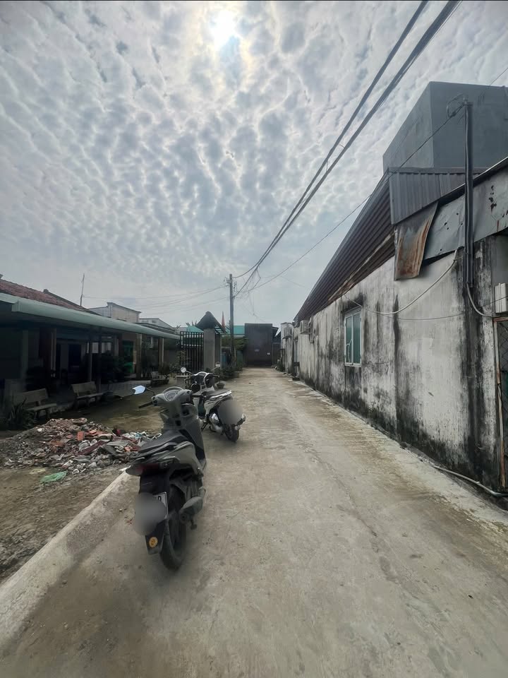 Đất nền Lò Lu Quận 9 60m² giá 2.95 tỷ - Cơ hội đầu tư tuyệt vời!