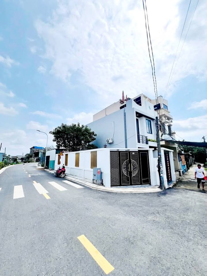 Nhà phố 2 tầng mặt tiền kinh doanh tại Tân Kim, diện tích 113m² giá 3.6 tỷ - Gần Quốc Lộ 50!