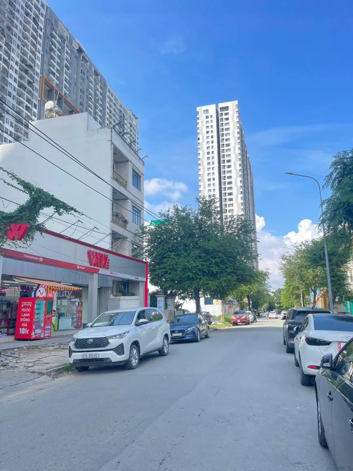 Mặt tiền kinh doanh Phú Thuận, Quận 7, 160m² giá 15 tỷ - Đầu tư sinh lời cao!