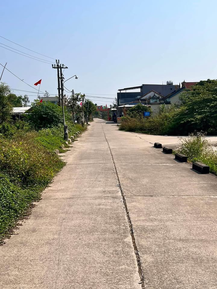 Đất nền Duy Vinh - Duy Xuyên 91m² giá 900 triệu - Mặt tiền đường chính tiện lợi!