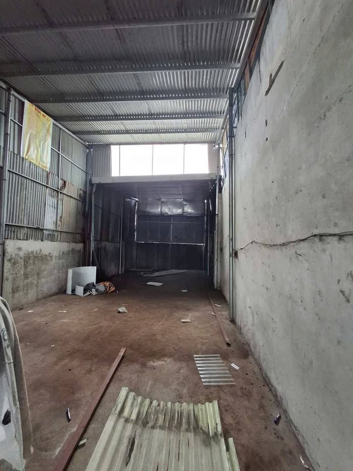 Kho cho thuê tại Long Bình, Biên Hòa 105m² giá chỉ 4 triệu/tháng - Mặt tiền thuận tiện!