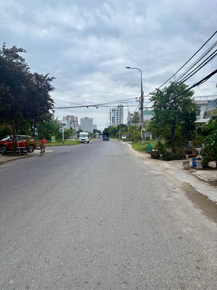 Lô đất đẹp mặt tiền Chính Hữu, Sơn Trà 150m² giá 18 tỷ - Cơ hội đầu tư sinh lời!