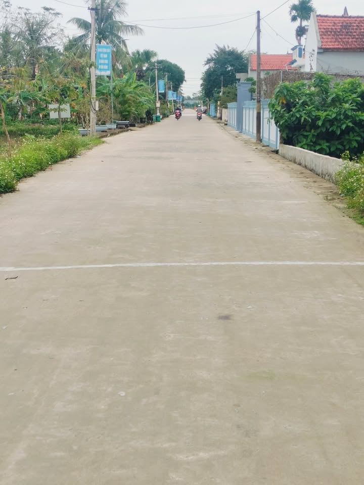 Đất thổ cư 120m² mặt tiền 5m tại Thôn 4, Quảng Hòa - Gần nhiều tiện ích!