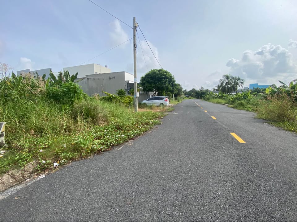 Đất nền 120m² KDC Tràng An Bạc Liêu - Sổ đỏ chính chủ, giá chỉ 1.1 tỷ!