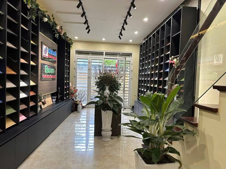 Cho thuê FrontHouse tại Đống Đa 52m² giá 23 triệu - Phù hợp văn phòng và kinh doanh