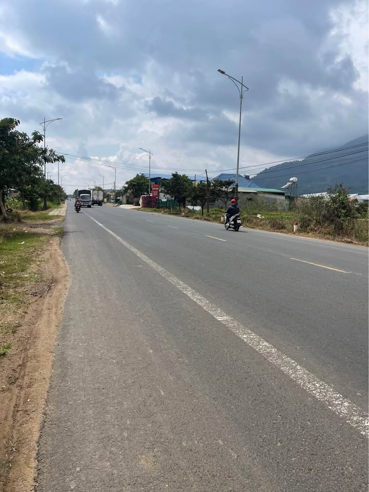 Đất thổ cư 330m² mặt tiền Quốc lộ 20, Hiệp An, chỉ 3.1 tỷ - Cơ hội đầu tư tuyệt vời!