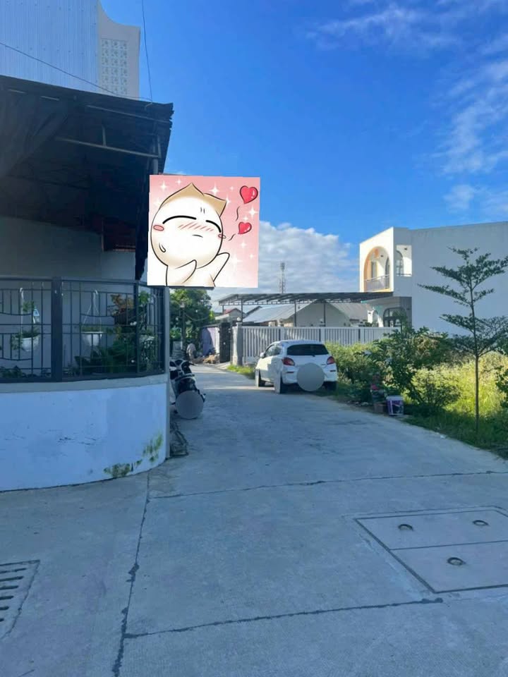 Nhà gác lửng Hương Sơ 80m² giá 2.3 tỷ - Hai mặt tiền đường rộng rãi!