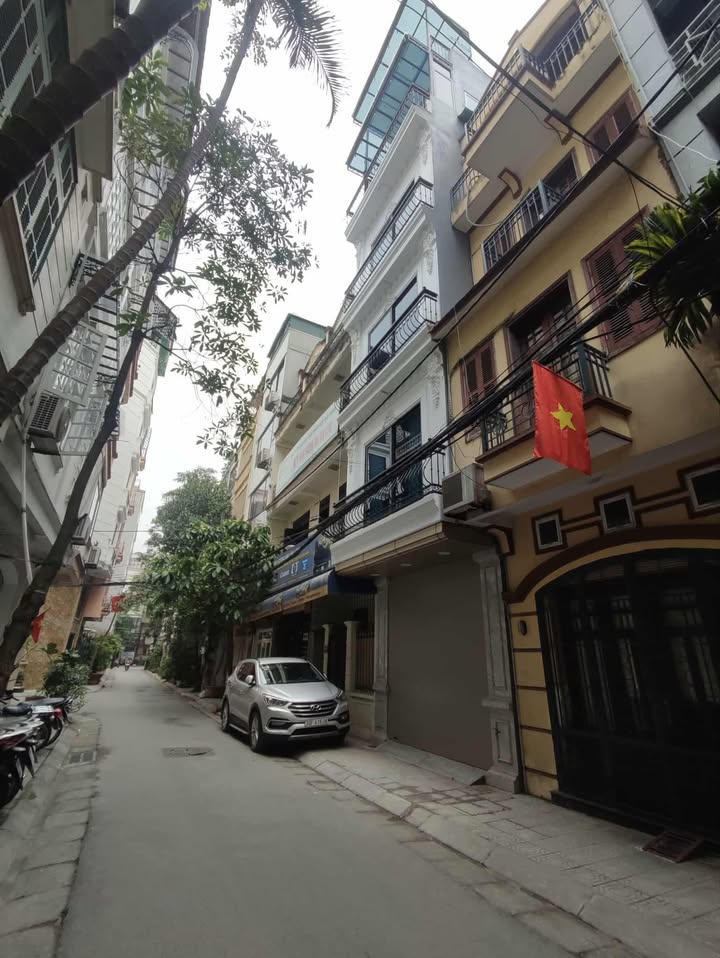 Nhà FrontHouse Tam Trinh 68m² giá thỏa thuận - Gara 2 ô tô, thiết kế hiện đại!