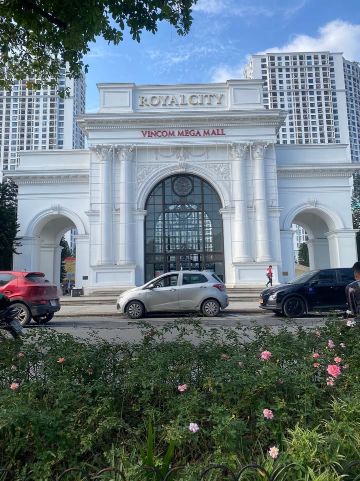 Shophouse Royal City 60m² giá thỏa thuận - Sổ đỏ chính chủ