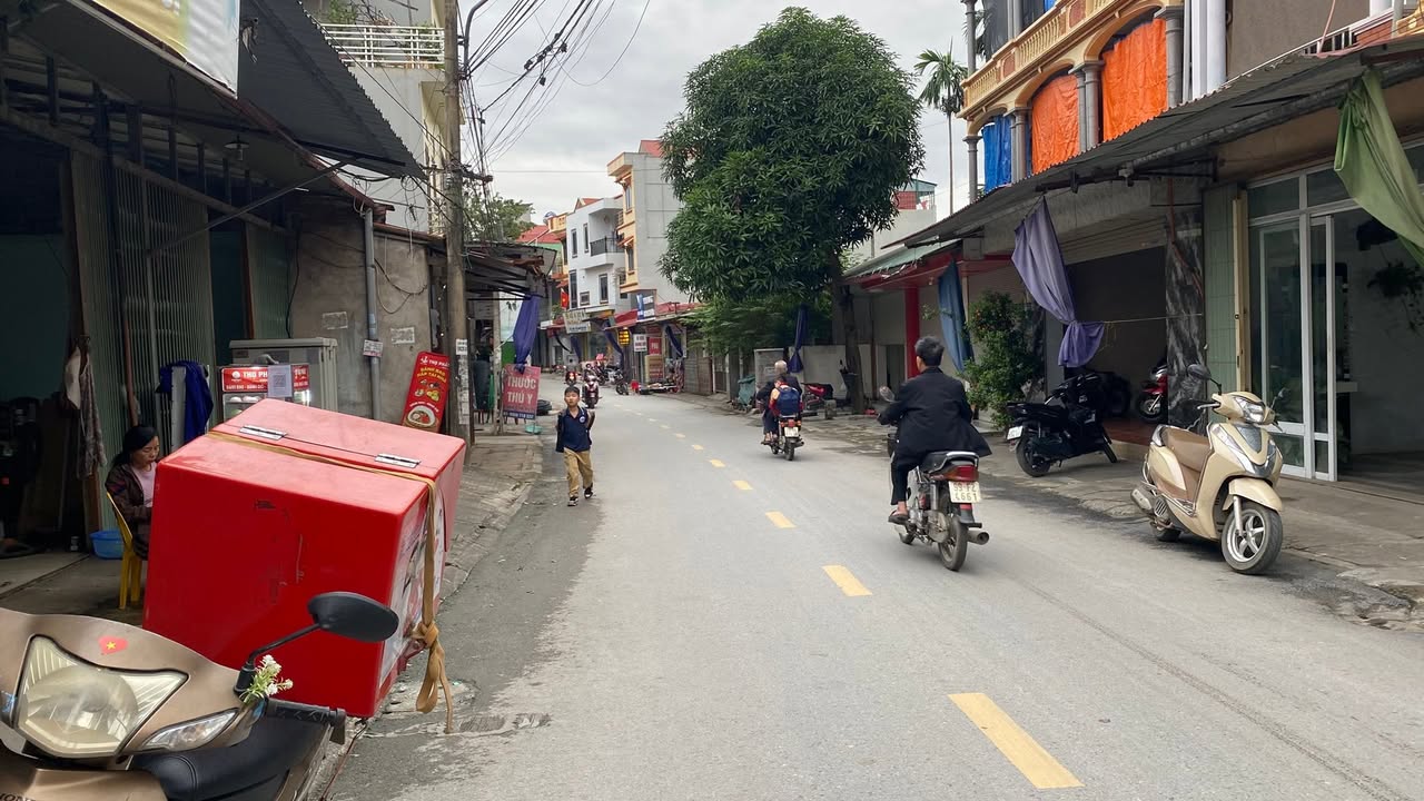 Đất thổ cư Mê Linh 80m² giá 3 tỷ - Mặt tiền rộng, đường ô tô tránh