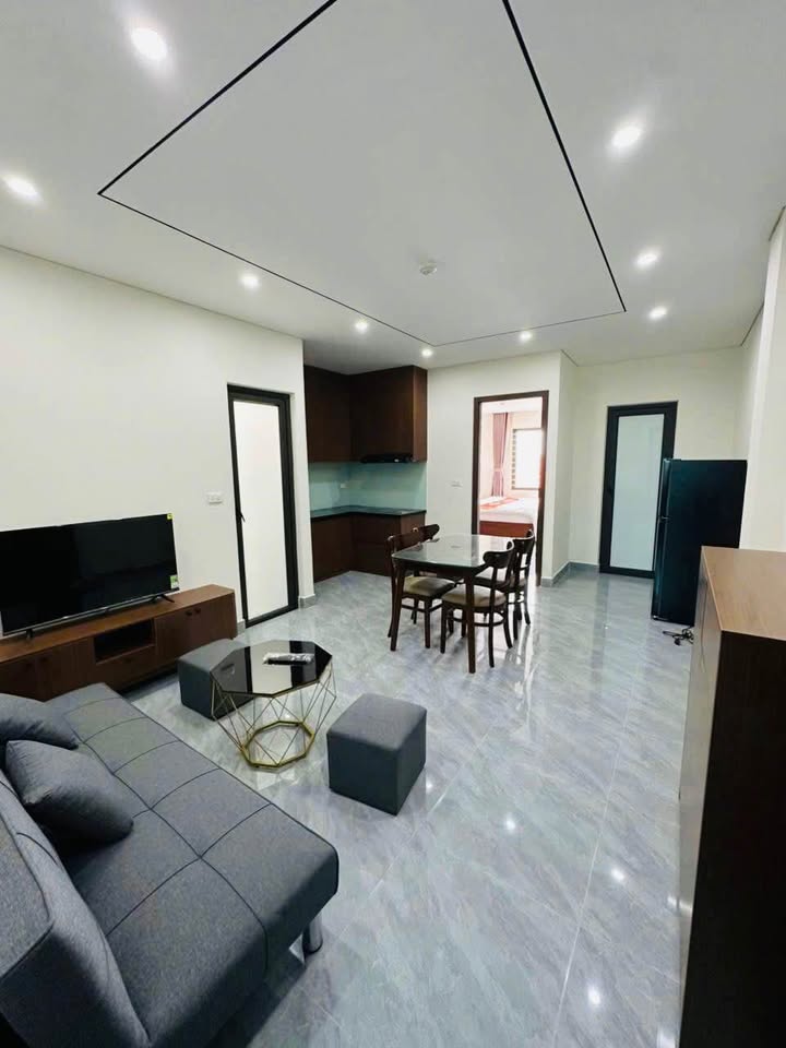 Cần bán tòa nhà 6 tầng mới xây tại trung tâm TP Vinh 130m² giá 10 tỷ - Đầu tư sinh lời ngay!