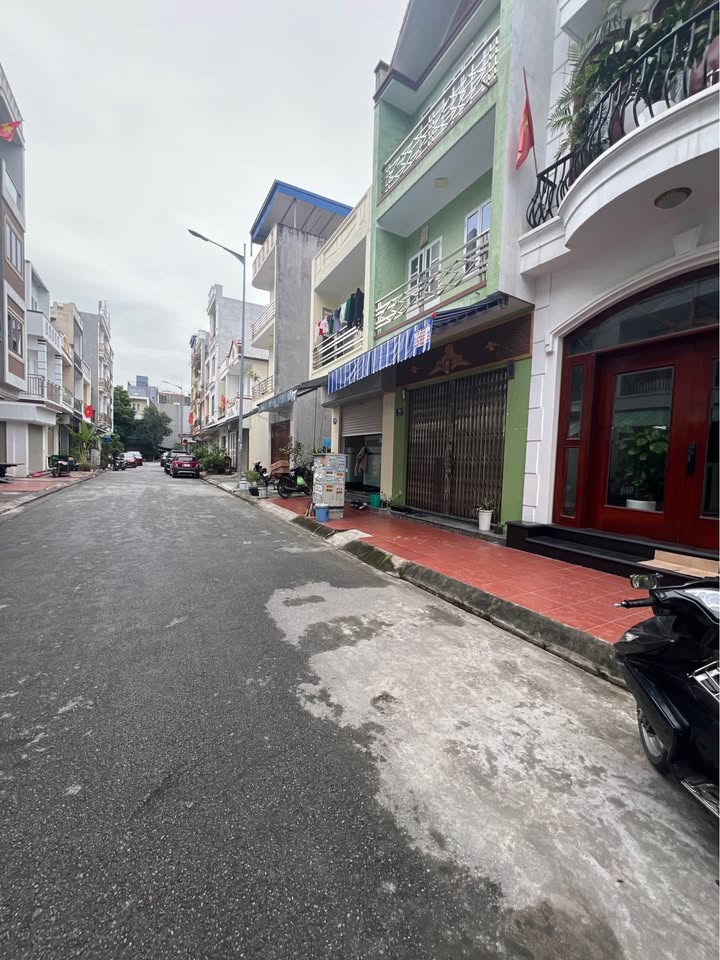 Đất nền Khu tđc Vinhomes Riverside Sở Dầu 50m² giá 3.8 tỷ - Đầu tư sinh lời ngay!