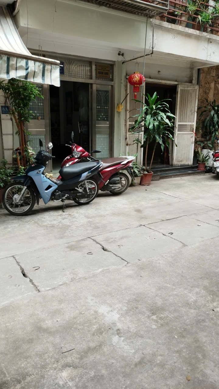 Nhà phố Ao Sen Hà Đông 26m² giá 9 tỷ - Kinh doanh sầm uất!