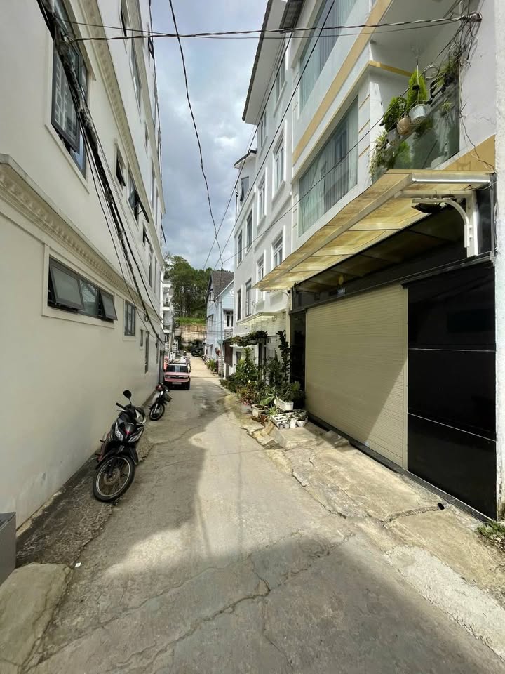 Đất hẻm ô tô Bùi Thị Xuân, Đà Lạt 48m² giá 5.2 tỷ - Sổ riêng chính chủ!