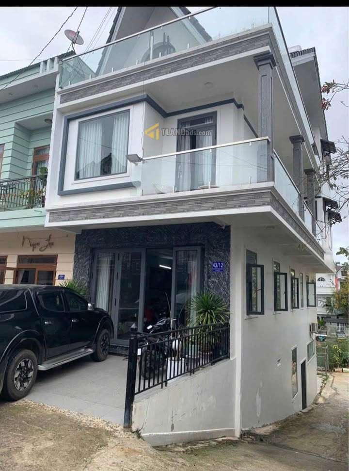 Nhà phố Đà Lạt 161.6m² giá 13.5 tỷ - Phù Đổng Thiên Vương, Đầu tư sinh lời ngay!