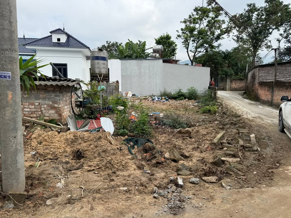 Đất lô góc 2 mặt tiền tại chợ Đại Đình, Tam Đảo 97m² - Đường rộng ô tô tránh nhau!