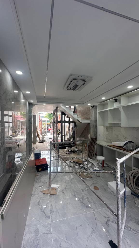 Nhà mặt tiền Huỳnh Thị Hai, Quận 12, 72m² giá 12.5 tỷ - Full nội thất cao cấp!