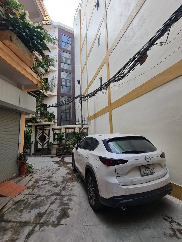 Đất phân lô phố Thanh Nhàn, Hai Bà Trưng, 79m² giá 21.5 tỷ - Ô tô tải đỗ cửa!