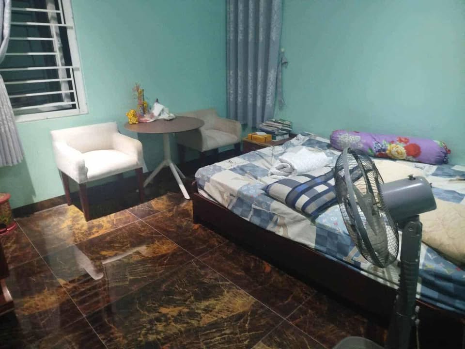 Phòng cho thuê tại vòng xoay Nguyễn Đức Cảnh 20m² giá 2.5 triệu - Tiện nghi đầy đủ!