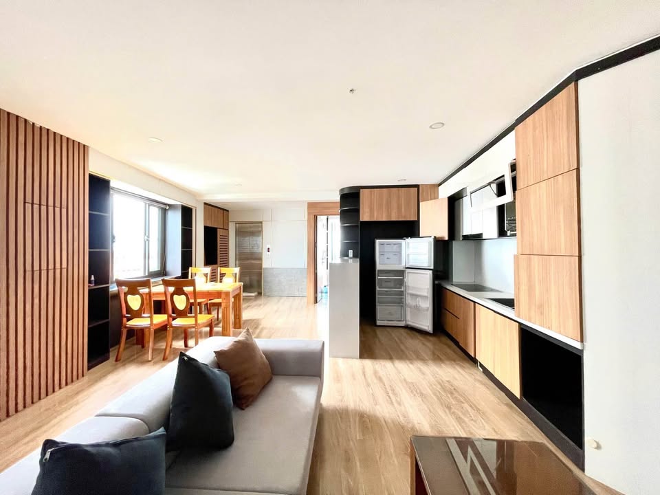 Căn hộ PenHouse 3PN trung tâm Nha Trang 120m² giá 20 triệu - Nội thất đầy đủ!