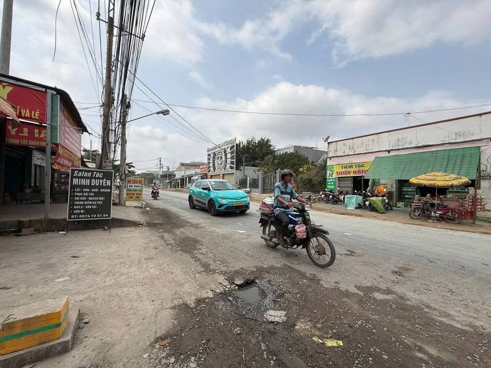 Đất nền Long Trạch Cần Đước 110m² giá 1.3 tỷ - Sát bên chợ mới Cầu Tràm!