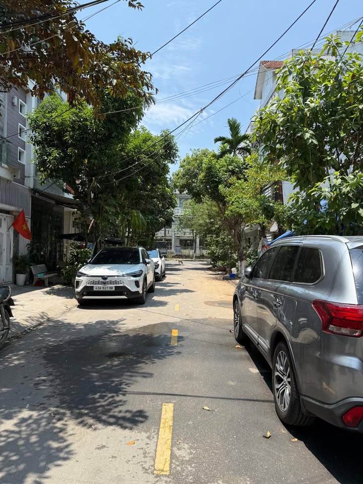 Nhà mặt tiền Tiên Sơn 17, Hải Châu, 70m² - Vị trí đắc địa gần chợ đầu mối!