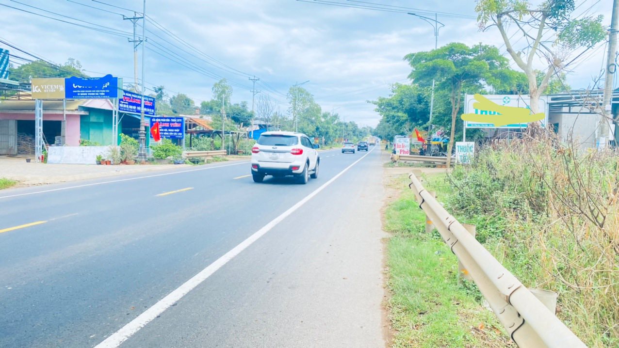 Đất mặt tiền Quốc lộ 20, Phú Hội, 1000m² giá 5.5 tỷ - Kinh doanh thuận lợi!