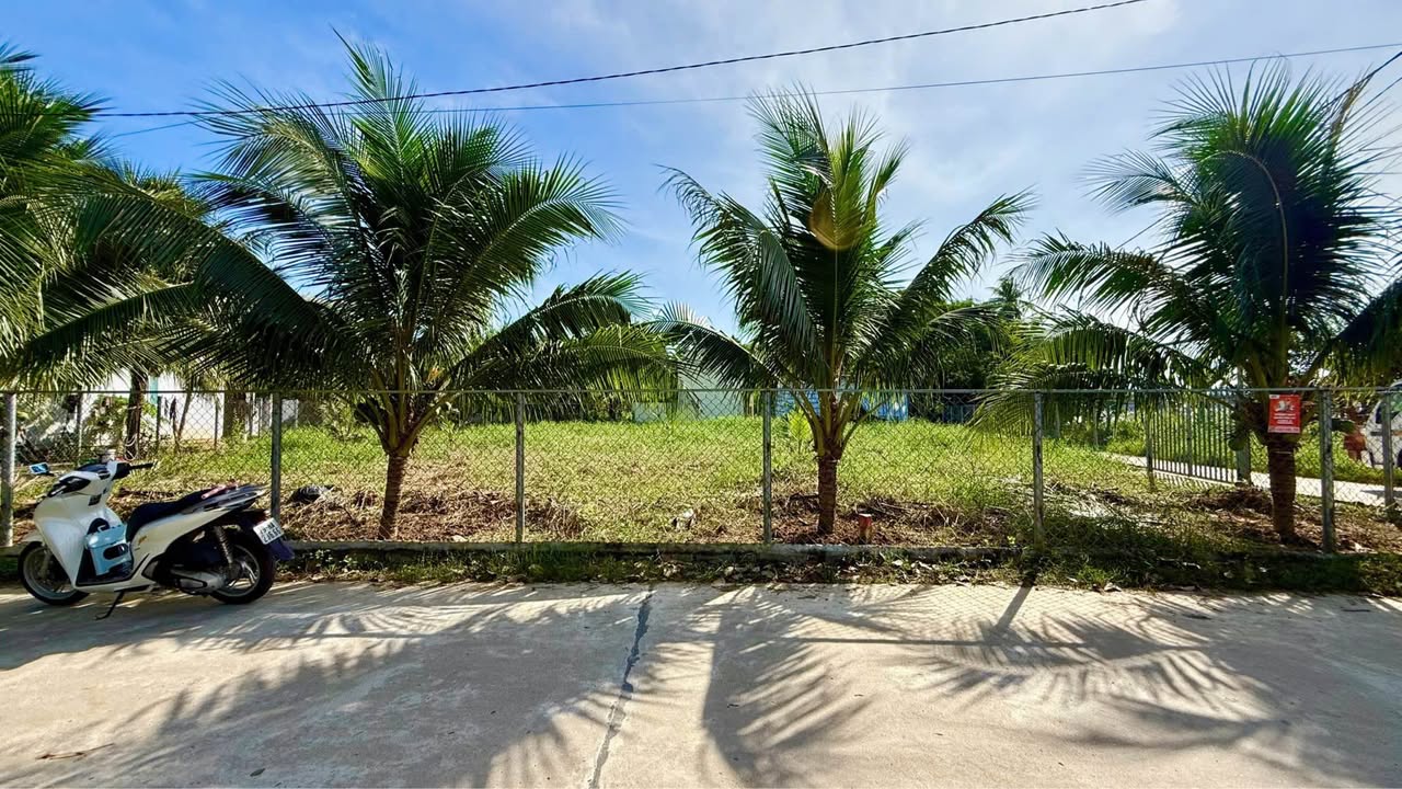 Đất nền góc 2 mặt tiền Bắc Nha Trang 661.7m² giá 10.4 tỷ - Tiềm năng lớn bên sông Cái