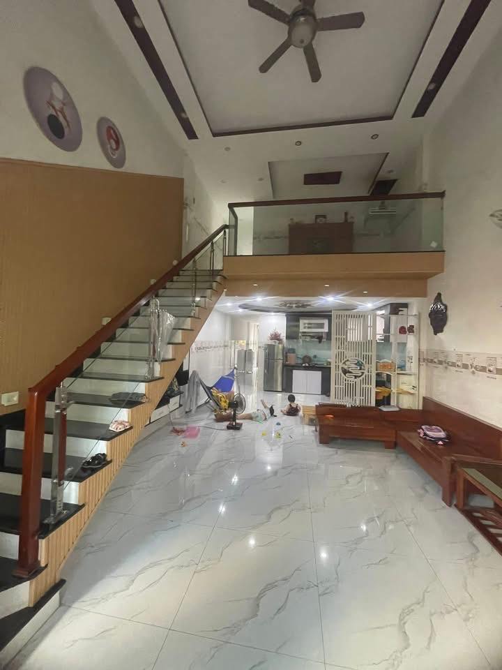 Nhà gác lửng Đà Nẵng 100m² giá 2.6 tỷ - Gần cảng Liên Chiểu!