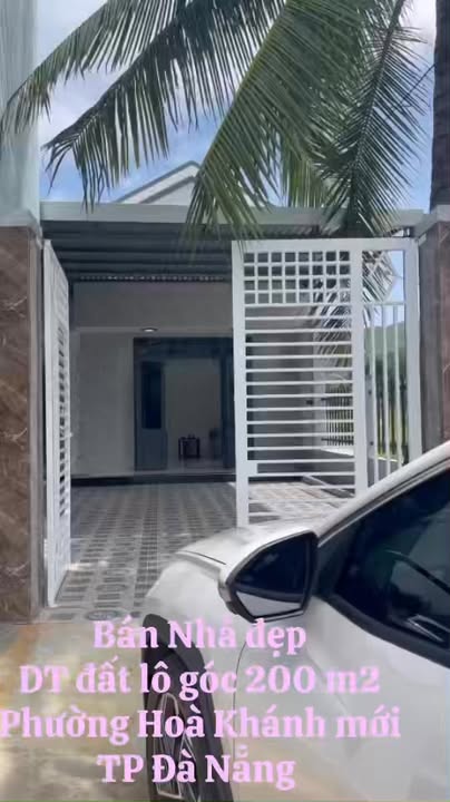 Bán nhà lô góc 200m² tại Hòa Khánh - Giá chỉ 2.6 tỷ, thương lượng!