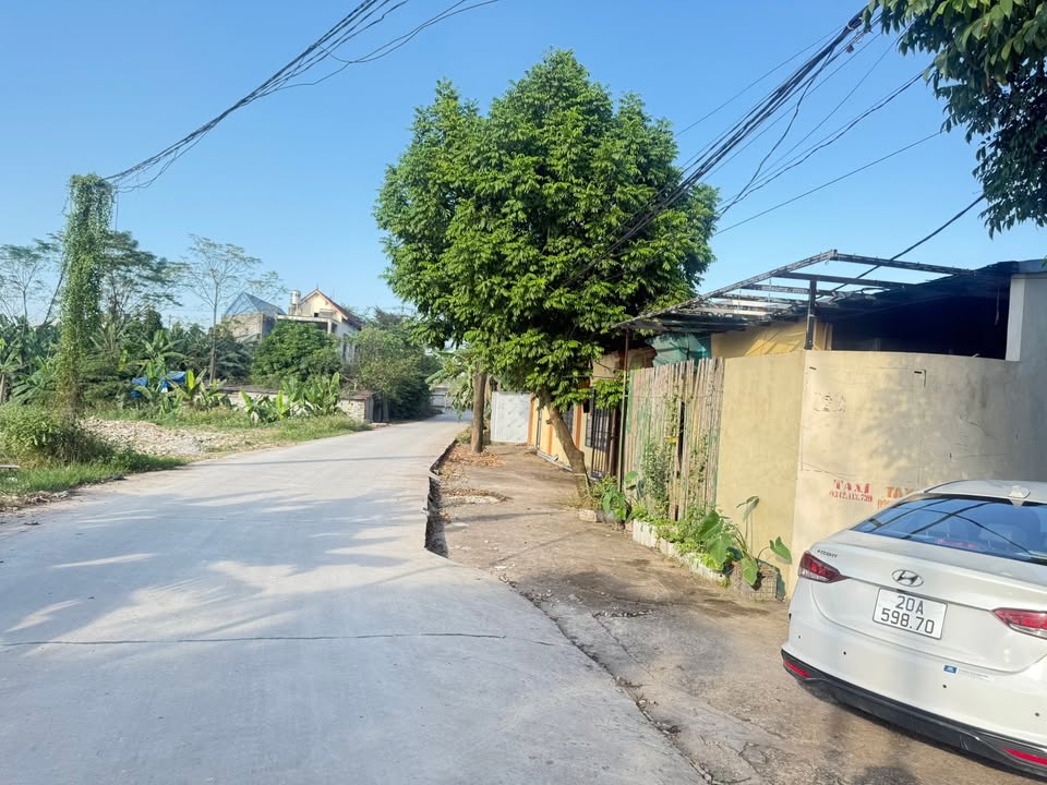 Đất dưỡng già Hồng Tiến Phổ Yên 996m² giá 7 tỷ - Có dãy trọ kinh doanh sẵn!