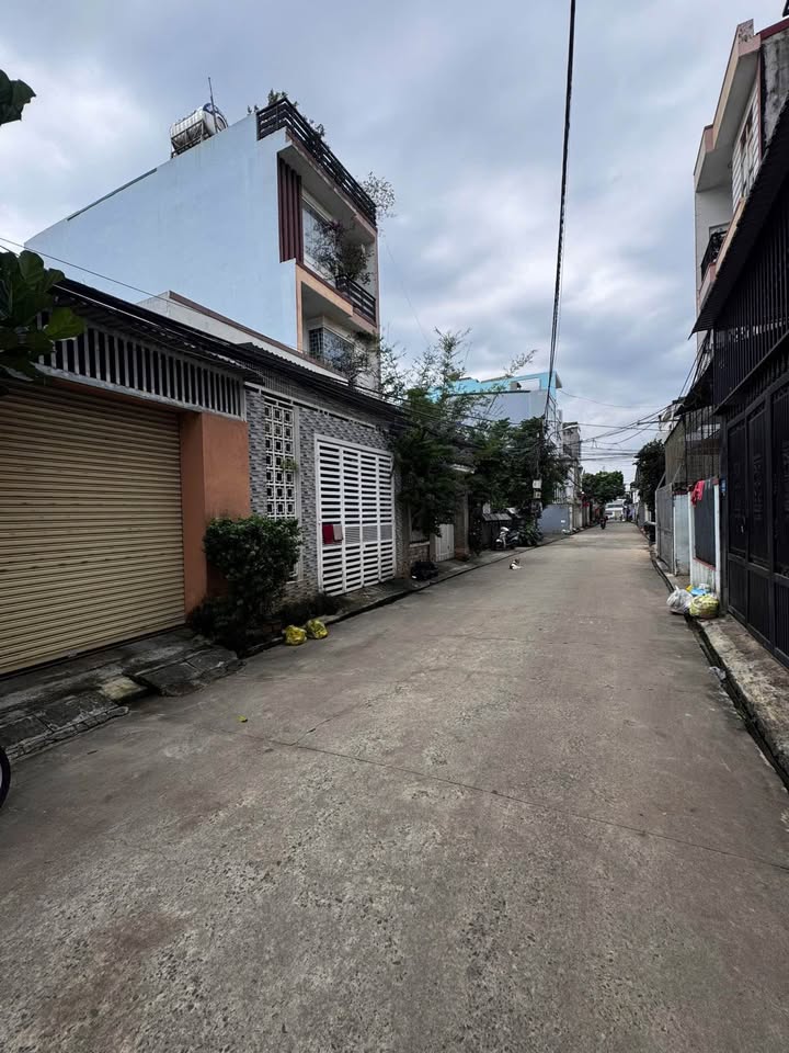 Nhà hẻm xe hơi Nguyễn Tất Thành 98m² giá 4.6 tỷ - Sẵn sàng công chứng ngay!