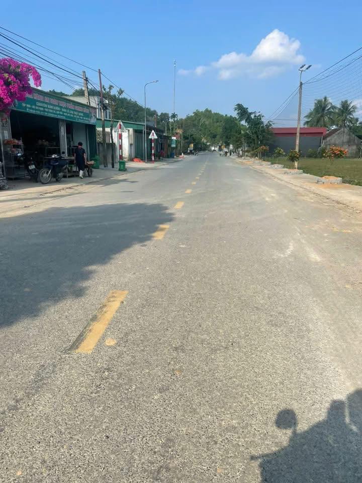 Đất Kinh Doanh Thôn Vân Thành, 150m² chỉ 400 triệu - Sổ hồng chính chủ!